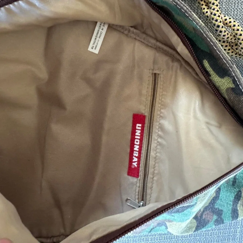 Union Bay camo bees sling bag